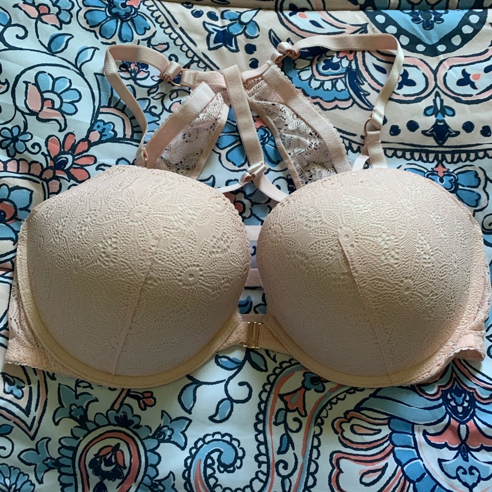 Victoria’s Secret very sexy bra